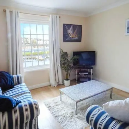 Apartment The Moorings,